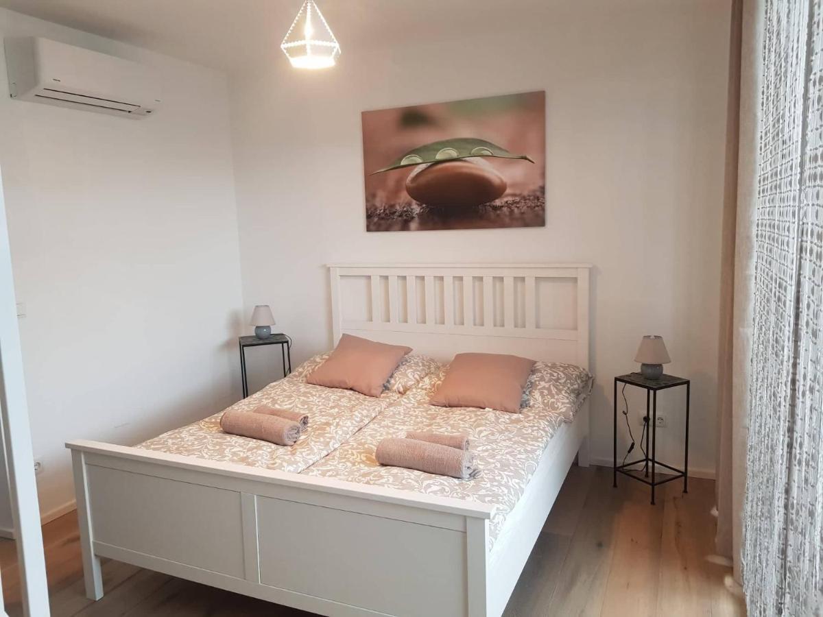 Tina'S Apartment Вена Экстерьер фото
